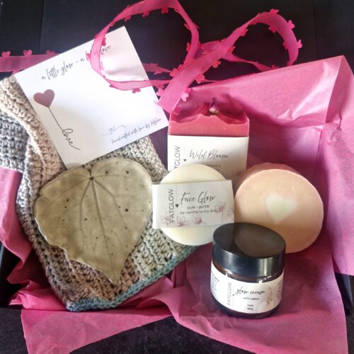 Fatglow Mother's Day luxury gift box tallow skincare New Zealand